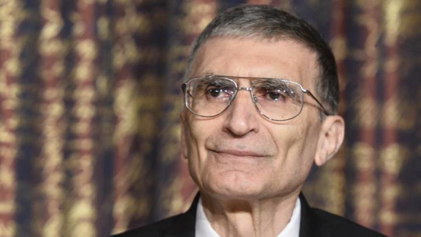 Нобелевский лауреат из Турции добился прогресса в борьбе с раком мозга