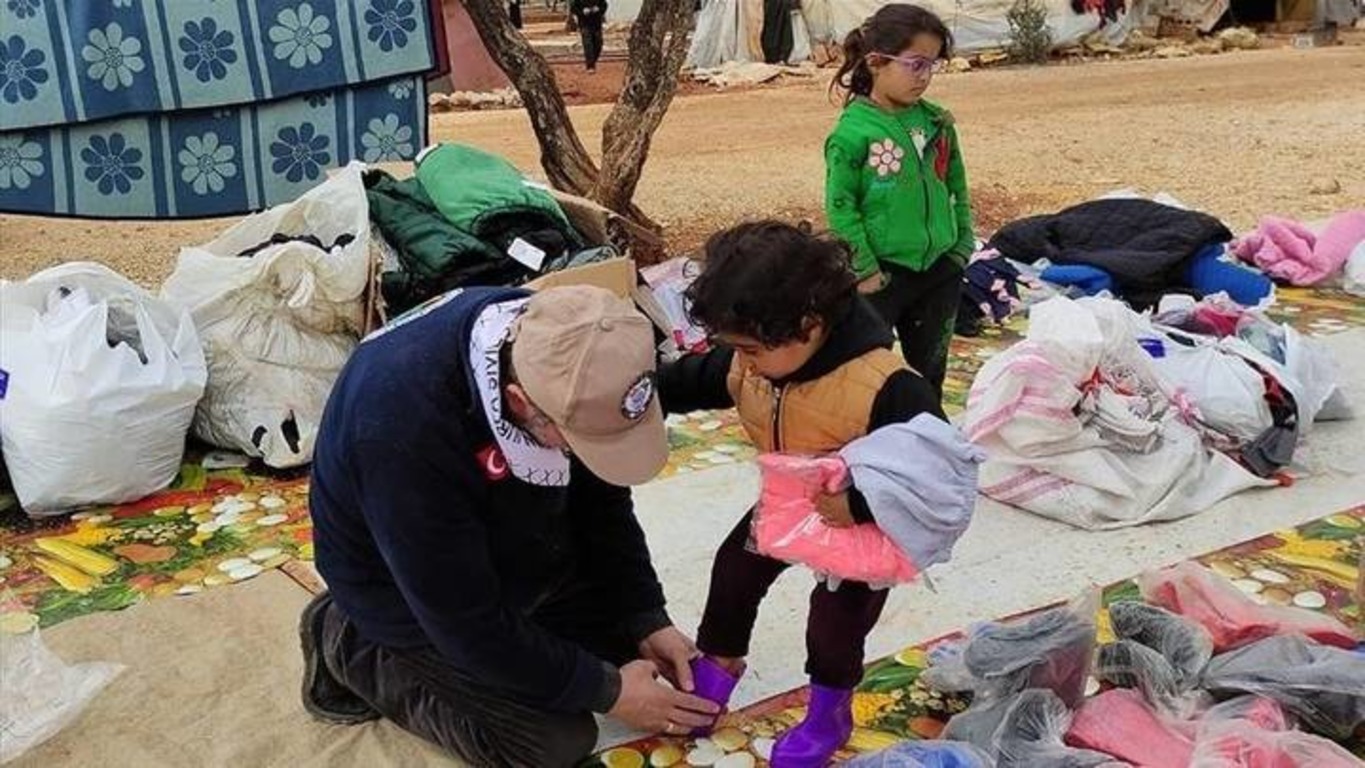 Турецкий фонд инициировал зимнюю кампанию помощи для жителей Сирии