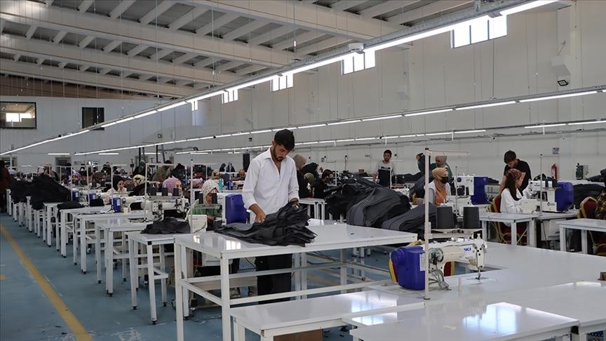 Экспорт готовой одежды из Турции превысил $17,9 млрд