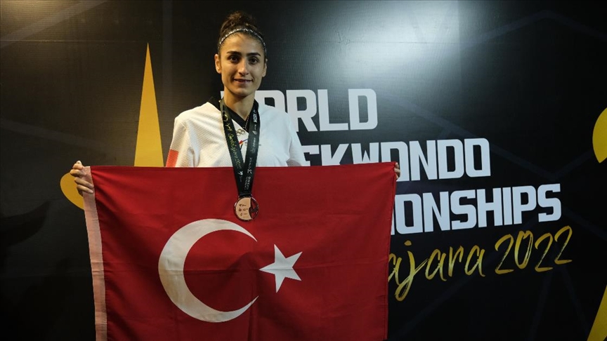 Хатидже Кюбра Ильгюн принесла Турции медаль ЧМ по тхэквондо