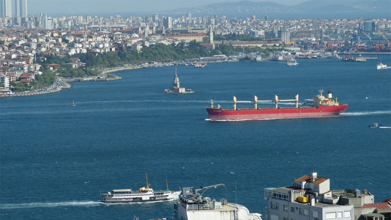 Турция обновила требования к страхованию танкеров с нефтью 