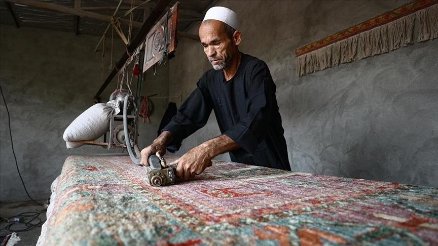 Афганские ковры поступают на мировые рынки через Турцию