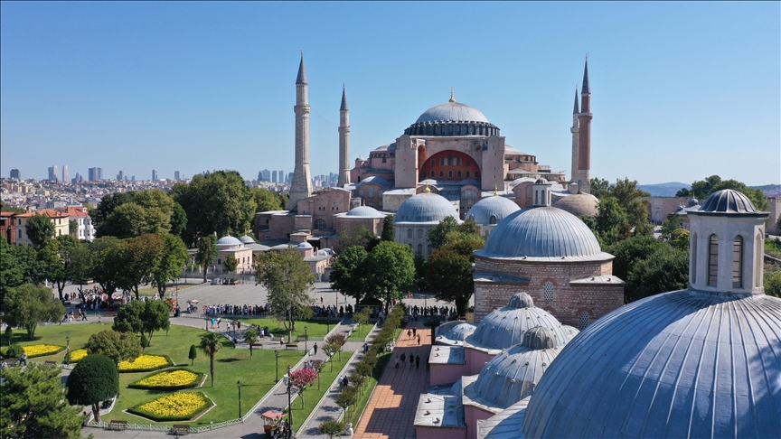 «Айя-Софью» в Стамбуле за год посетило более 13,5 млн человек