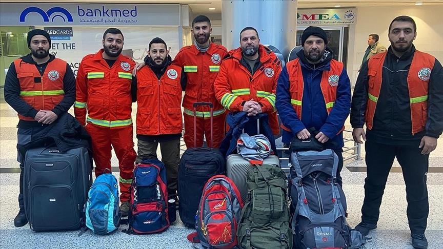 Спасатели из Ливана спасли в Турции 3 человек
