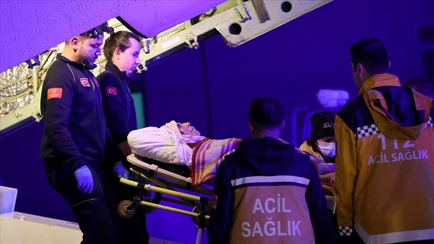 Из больниц Стамбула выписаны более 14 тыс. пострадавших из зоны бедствия