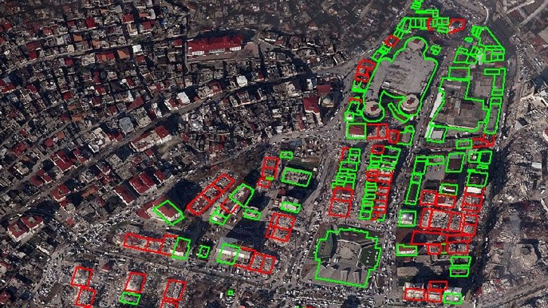 Искусственный интеллект помог в оценке повреждённых зданий в Турции
