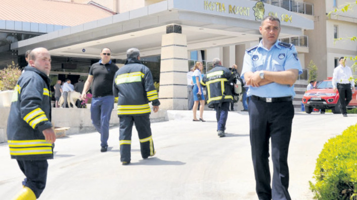 Российского туриста сбросили с крыши в Турции