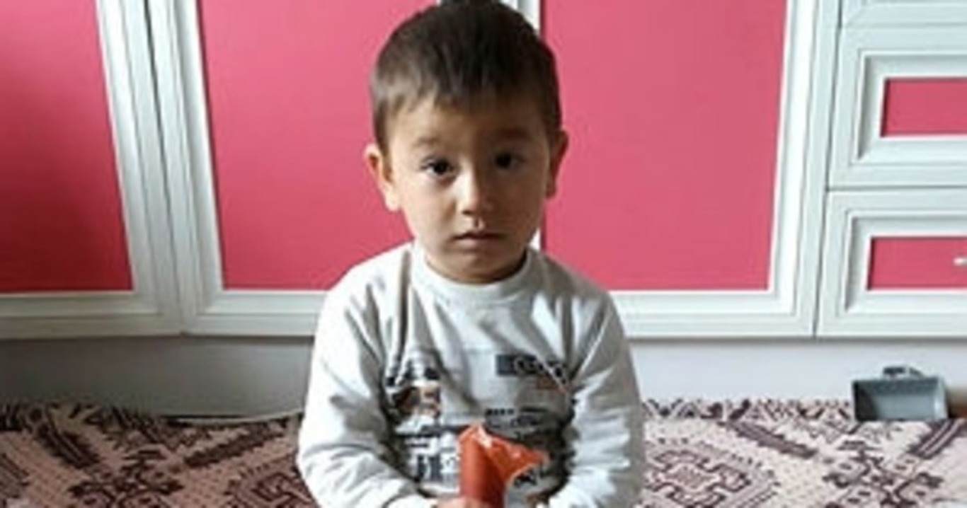В Айвалыке пропал трехлетний мальчик
