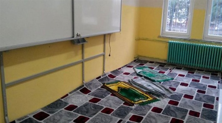 В каждой турецкой школе будет молельная комната