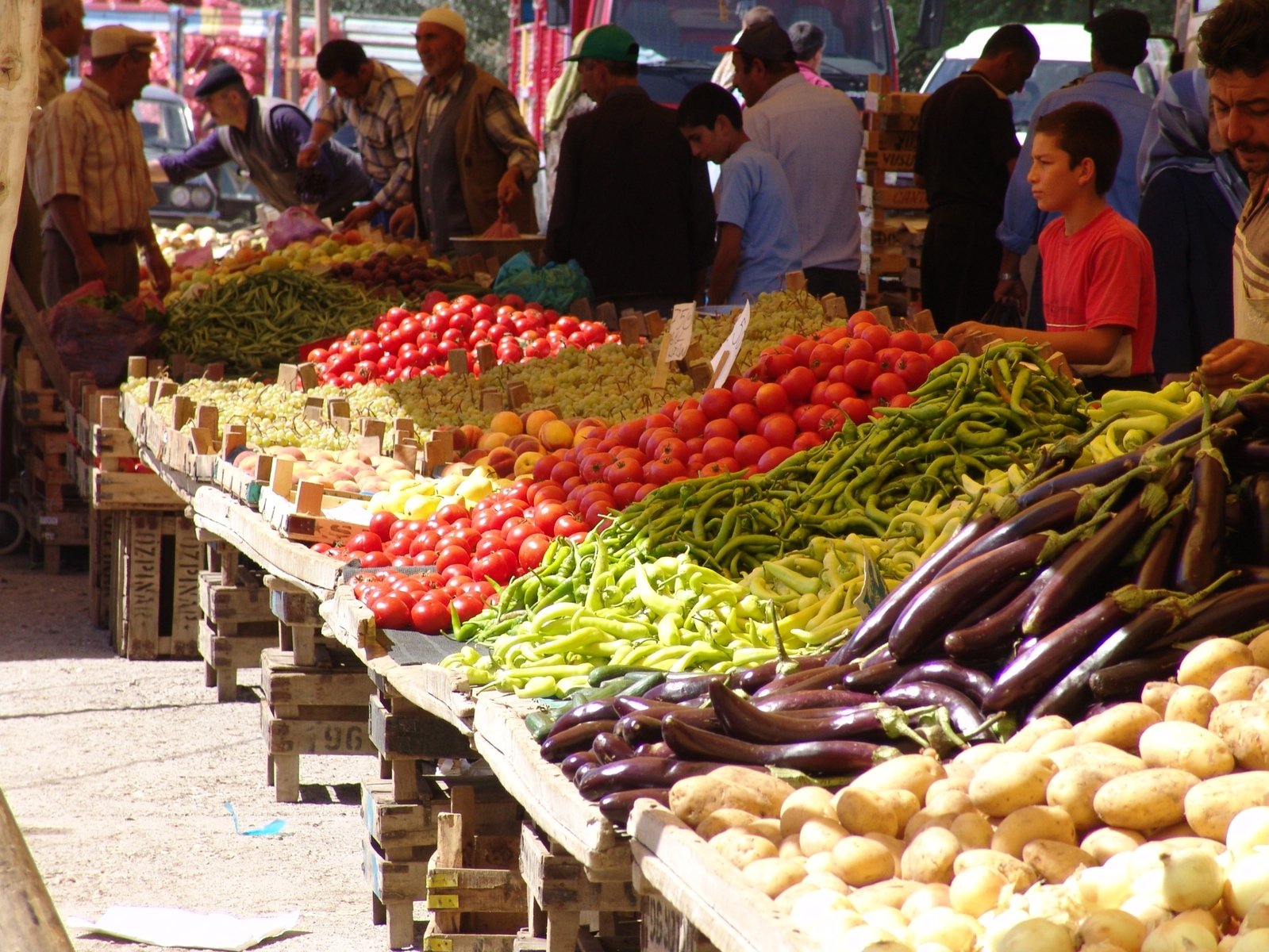 10 способов правильно и недорого отовариться на турецком базаре