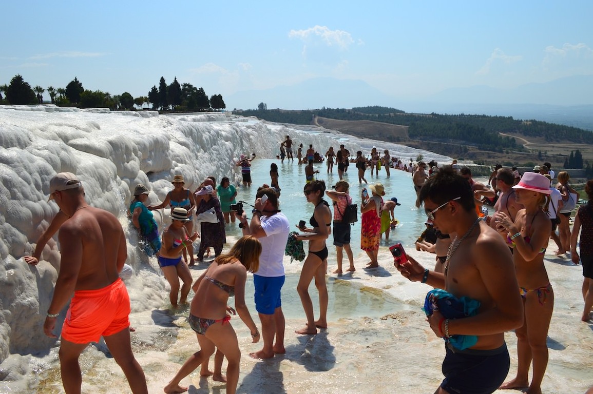 В октябре Турция приняла почти 4 млн туристов