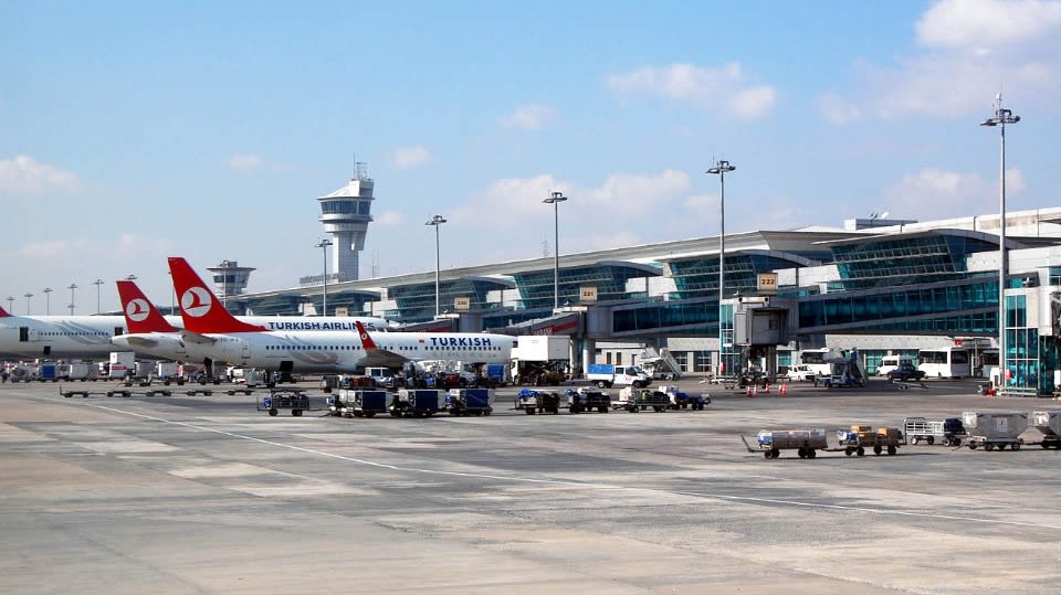 Стабилизировалась работа аэропорта Ататюрка в Стамбуле