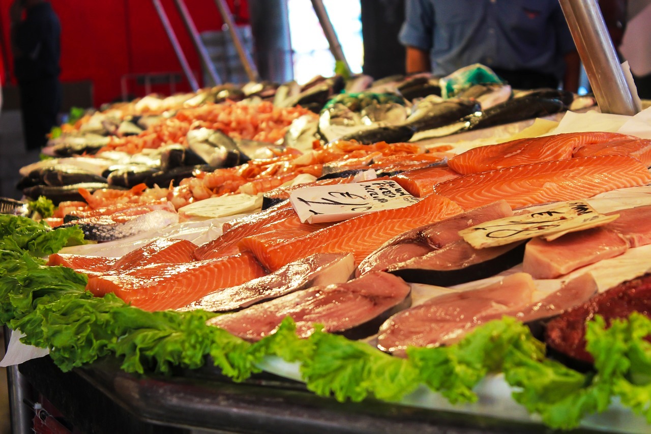    Где лучше покупать свежее мясо, рыбу и колбасу в Анталии 
