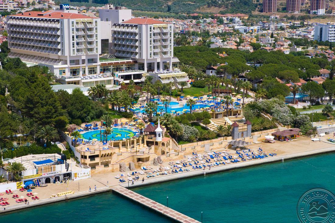 Популярный среди россиян турецкий отель продан за долги
