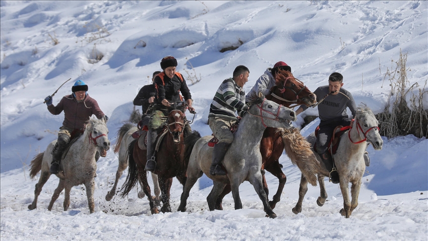 Турецкие киргизы готовятся к всемирным играм кочевников