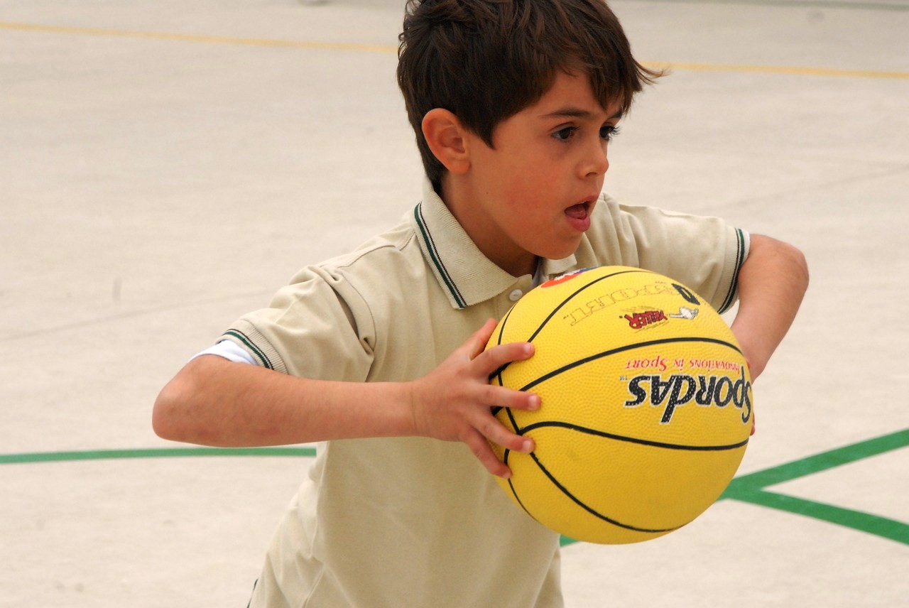  Где найти бесплатную баскетбольную секцию для ребенка в Анталии?