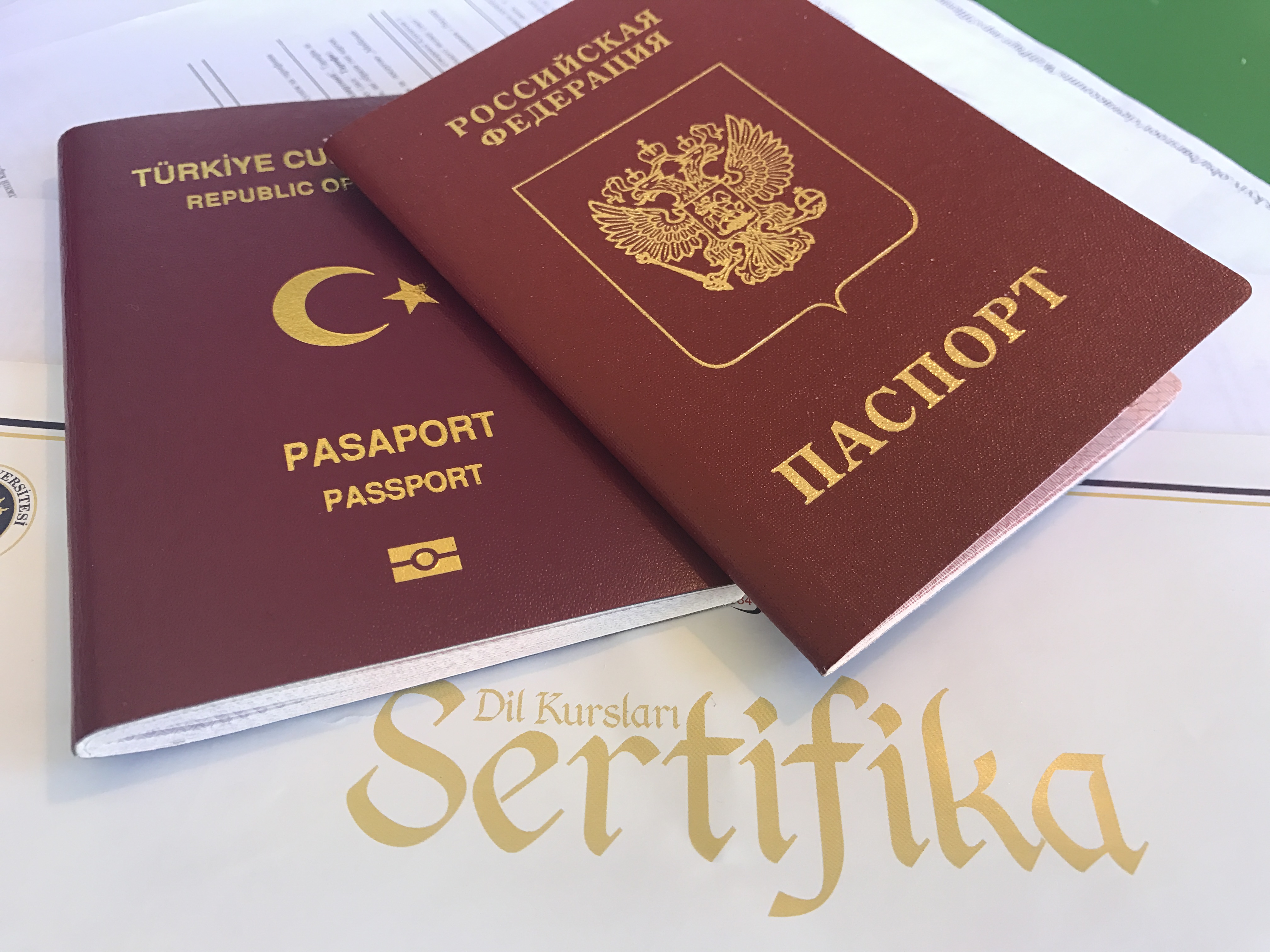 O необходимости уведомления УФМС РФ о двойном гражданстве