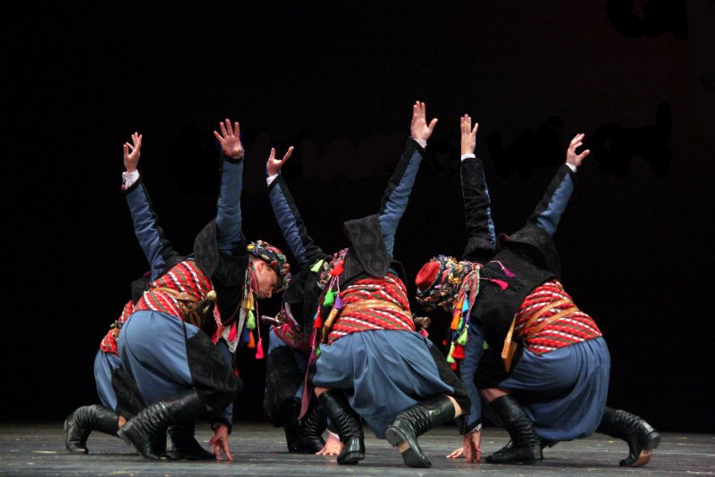 Курсы по народному турецкому танцу зейбек начинаются в Алании 9 ноября