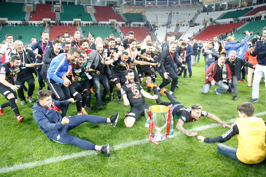 Футбольный клуб из Манисы впервые завоевал Кубок Турции