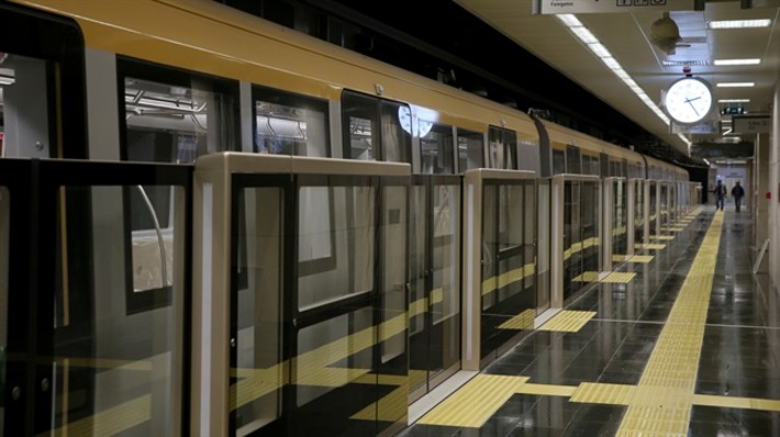 В Стамбуле откроется первая в Турции линия метро с "беспилотными" поездами