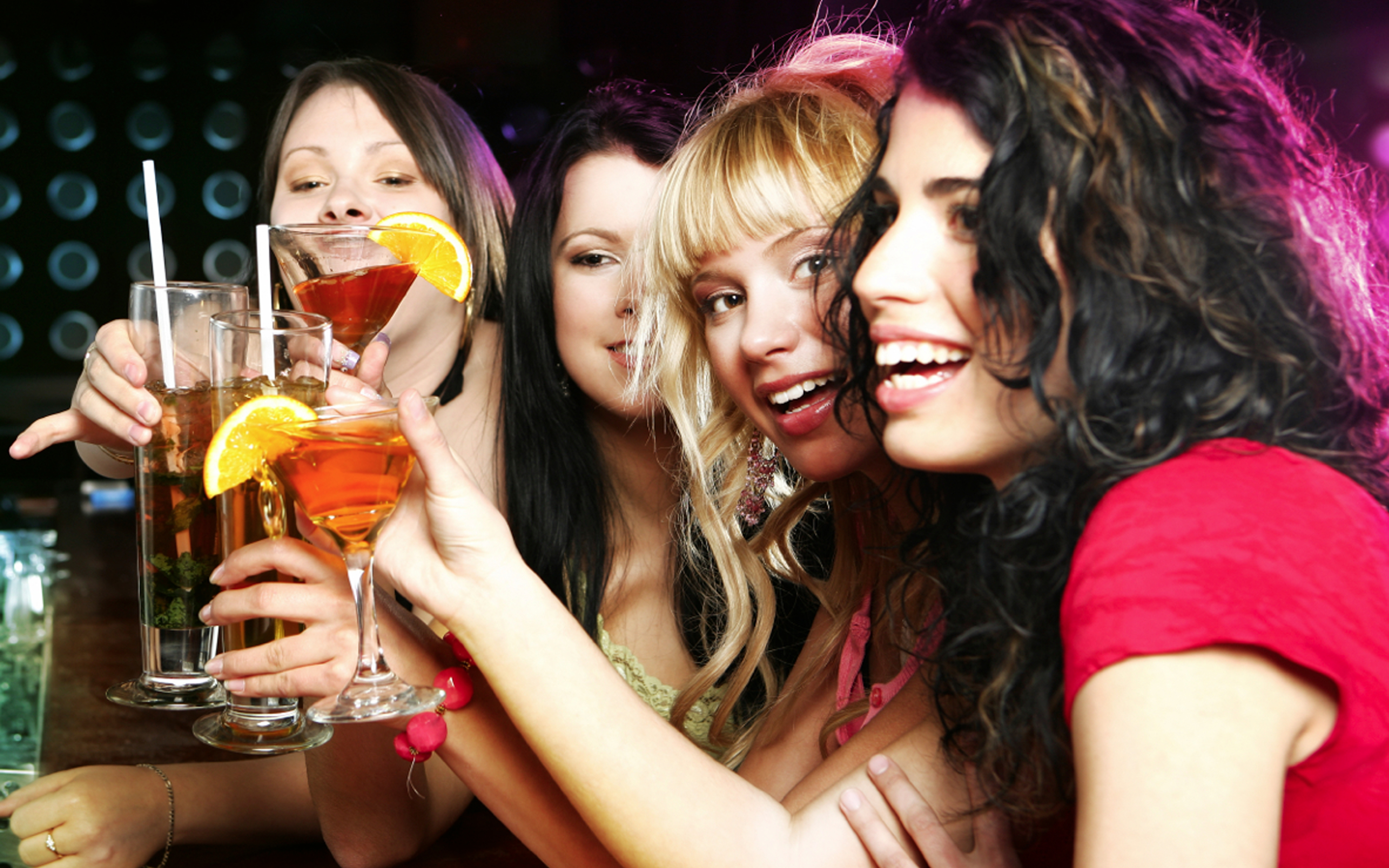 В клубе "Инферно" в среду пройдет вечеринка  "Ladies night"