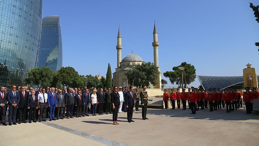 В дипмиссиях Турции отметили День Победы и  Вооруженных сил