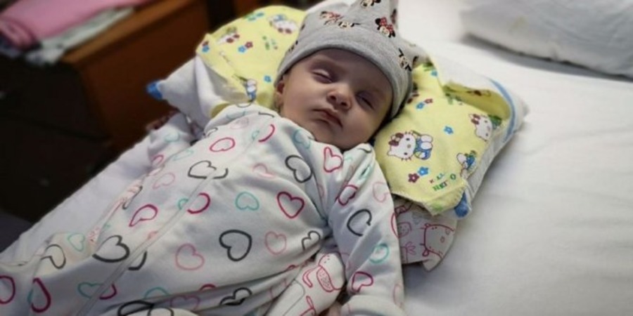 В Турции 4-месячной девочке удалили опухоль мозга