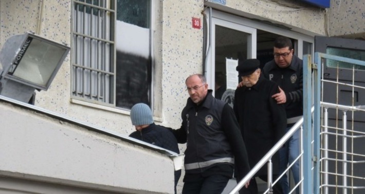 В Стамбуле задержаны подозреваемые по делу рухнувшего дома