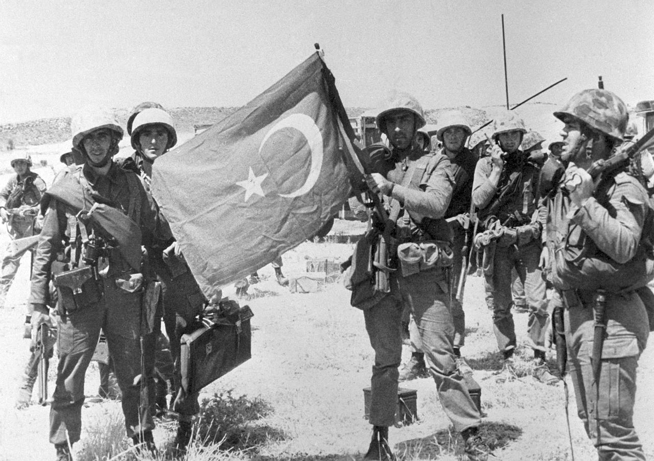 Сегодня Турция и Северный Кипр отмечают 43-ю годовщину операции по поддержанию мира на Кипре