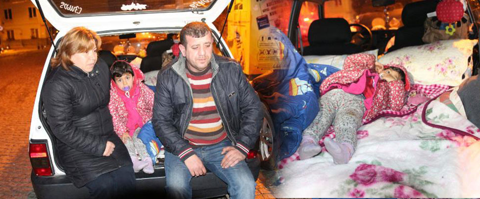 Автомобиль стал домом для семьи из пяти человек в Стамбуле