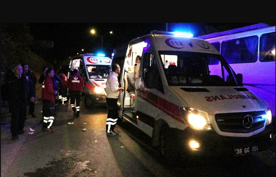 ДТП произошло в Турции: 21 пострадавший