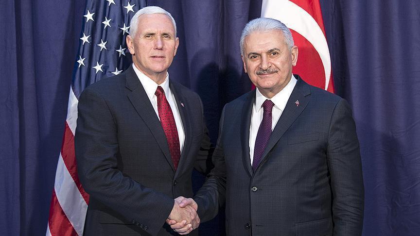 Премьер Турции провел встречу с вице-президентом Соединенных Штатов