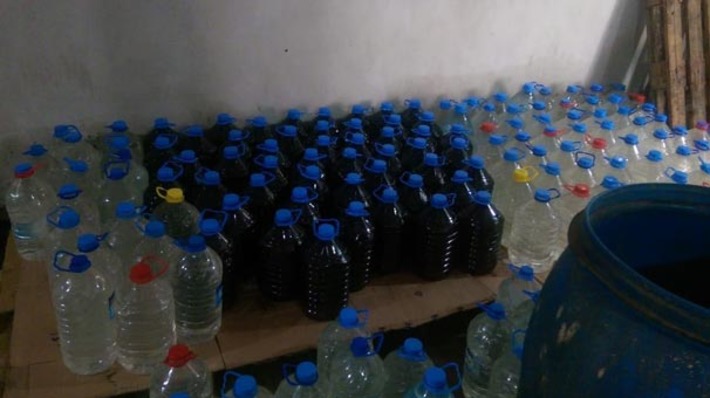 В Адане изъято 42 тонны поддельной водки-ракы