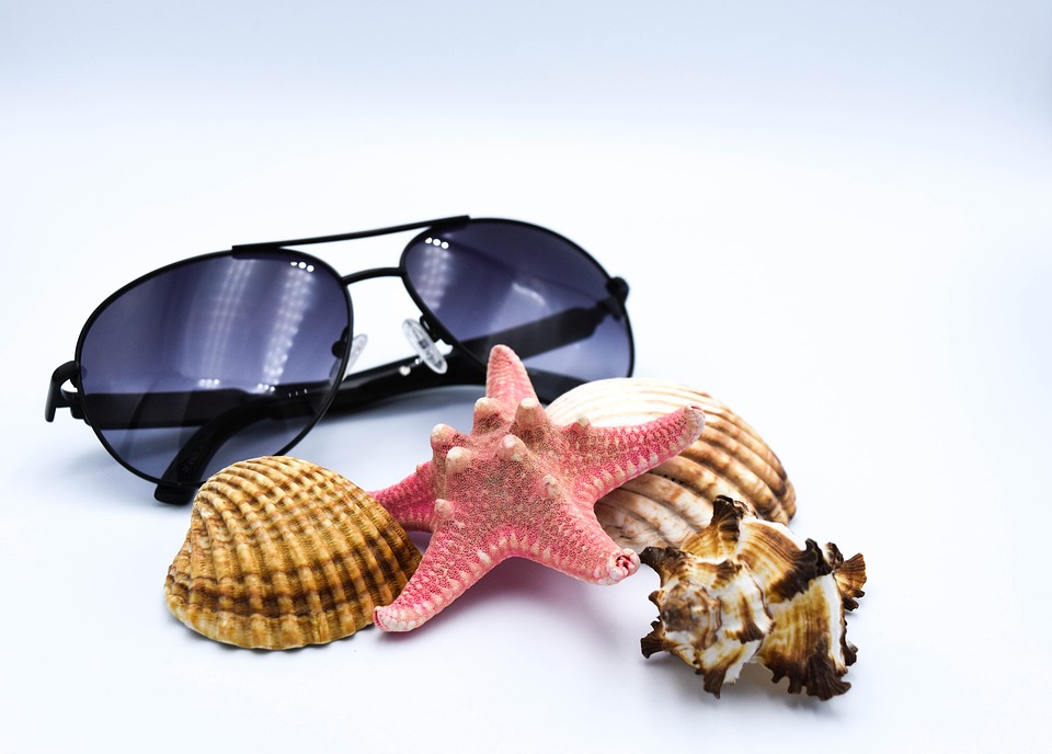 Как правильно выбирать солнцезащитные очки: ТОП советов