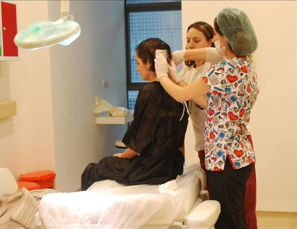 В Турции ежедневно проводят 1,5 тыс операций по трансплантации волос