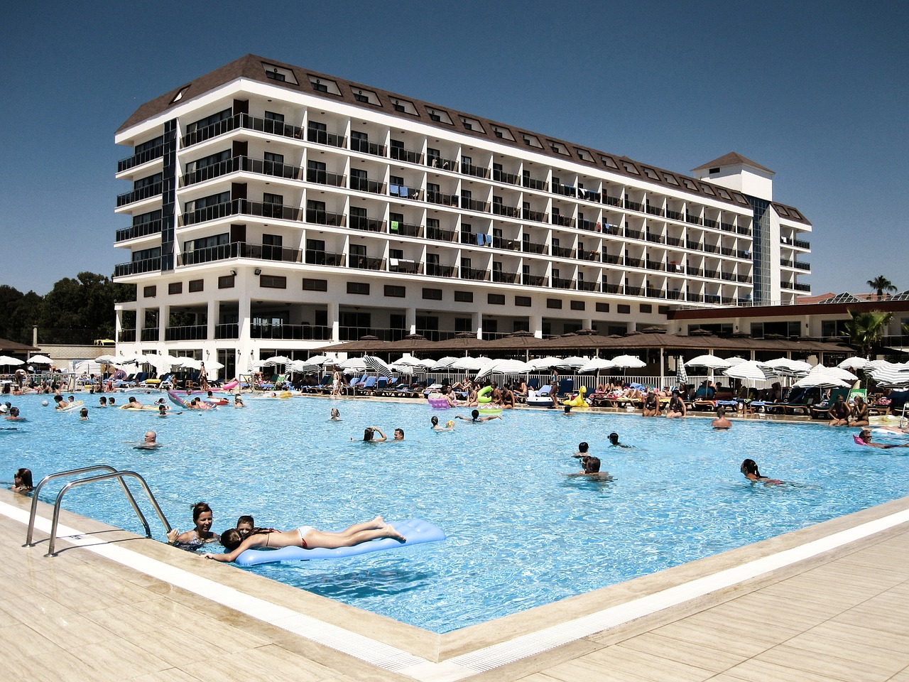 Планируем отпуск: какой отель выбрать в Турции в июне?
