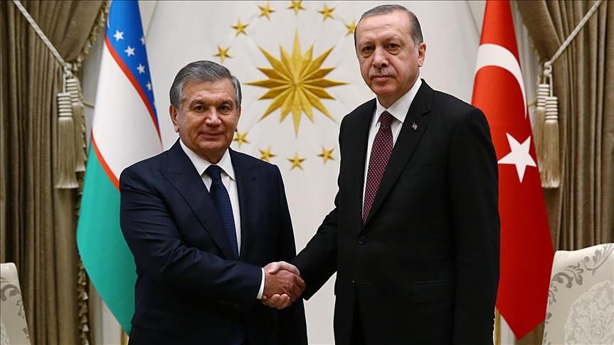 В Анкаре прошла церемония встречи президента Узбекистана Шавката Мирзиёева