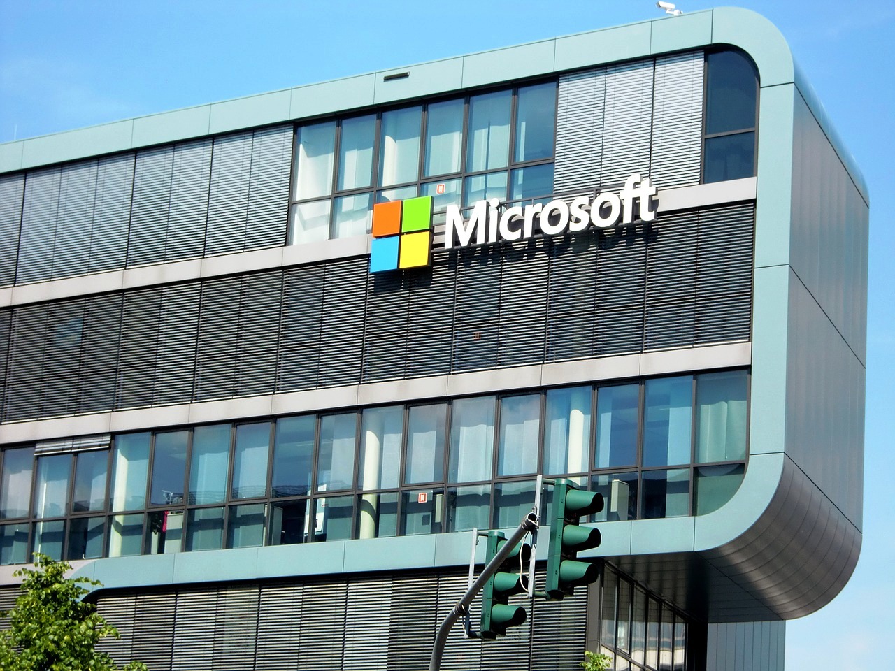 Microsoft  отказывается  от своего детища