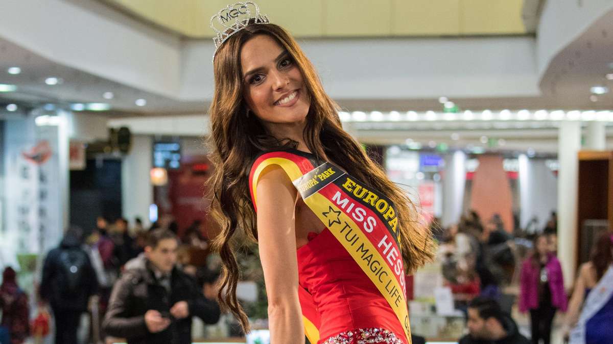 Турецкая красавица вышла в финал конкурса "Мисс Германия-2018"
