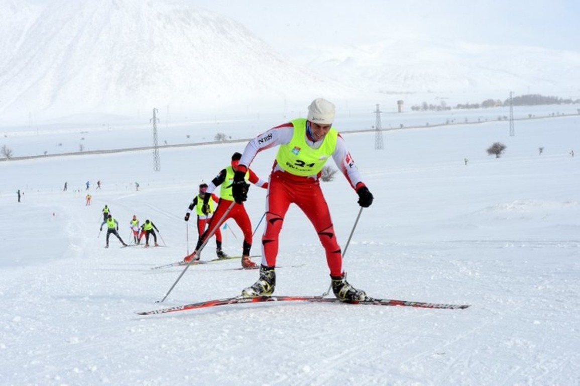 В турецком Битлисе стартовали общетурецкие лыжные соревнования