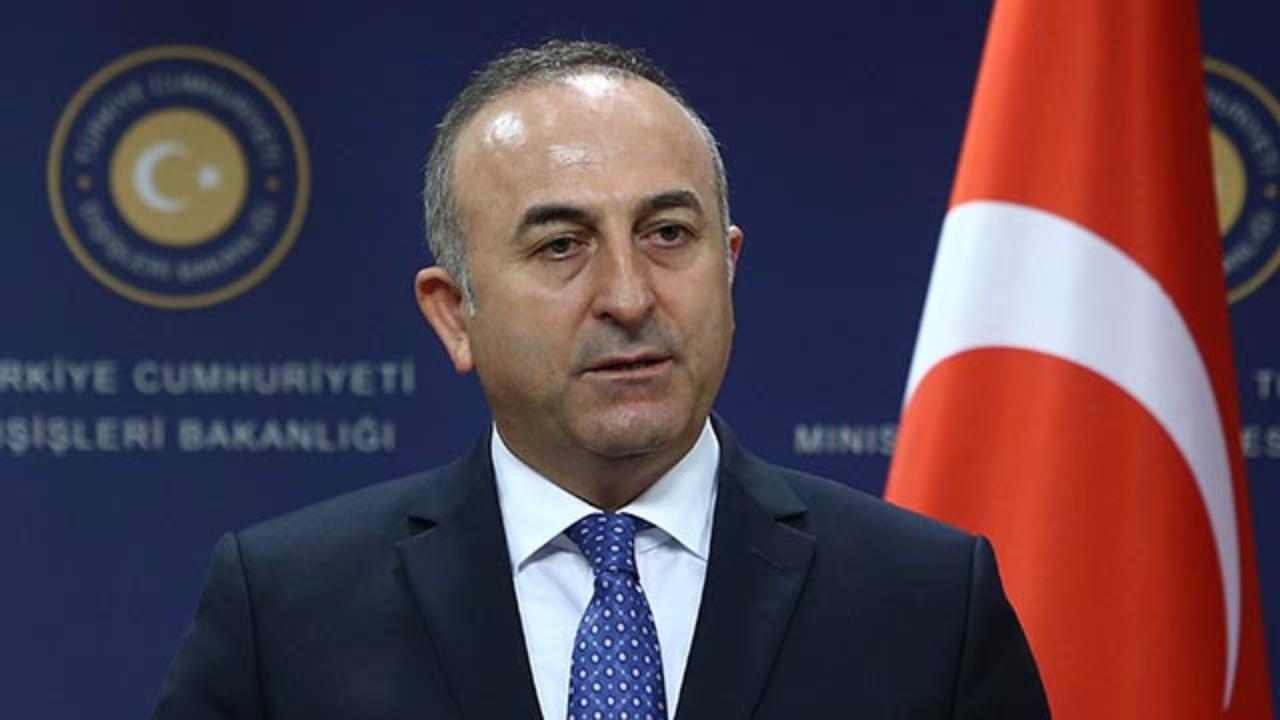Глава МИД Турции заговорил по-русски