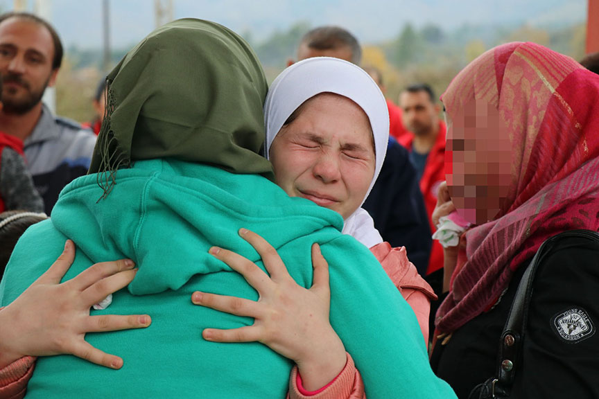 Власти Турции помогли 14-летней сирийке воссоединиться с семьей