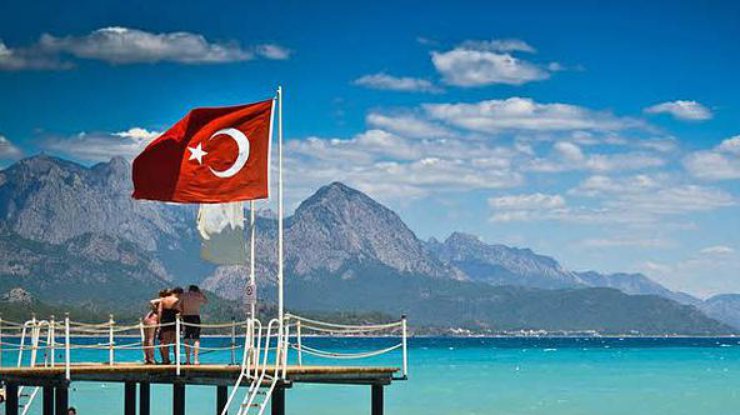 Число украинских туристов в Турции продолжает расти