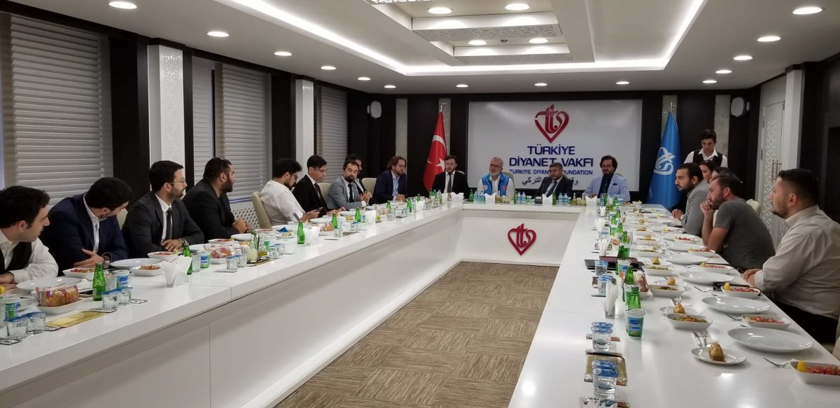 Религиозный фонд Турции помогает обучению граждан в 111 странах