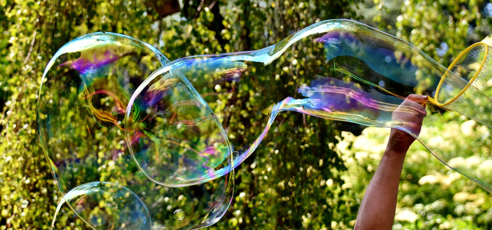 Шоу гигантских мыльных пузырей состоится в Анталии