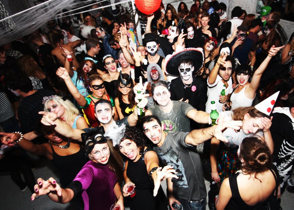 Halloween  вечеринка в клубе Mention 30 октября