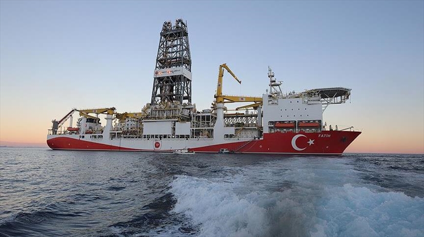 Турция продолжает бурение на шельфе в Средиземном море