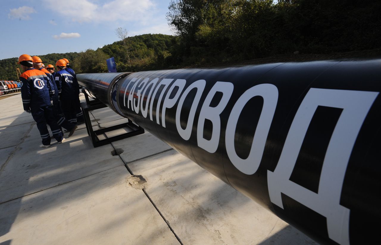 «Газпромом» построено более 600 км «Турецкого потока» по двум ниткам