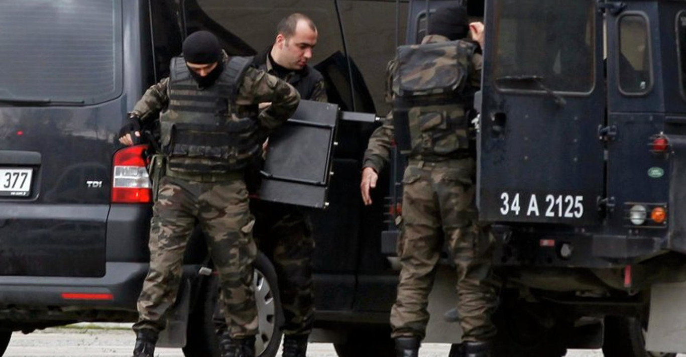 В девяти провинциях Турции стартовали антитеррористические операции