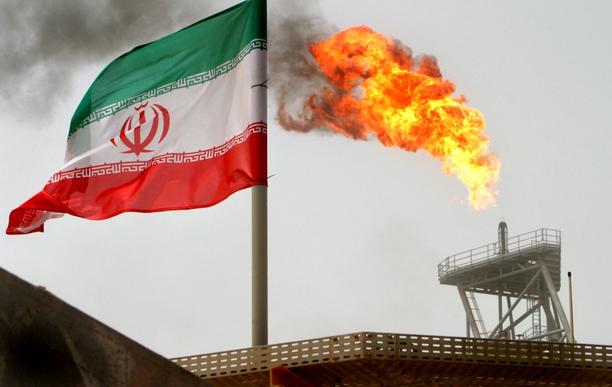 Иран нарастит поставки нефти в Турцию